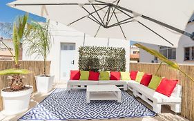 Ma1A-Apt With Rooftops With Palms Close To Old Town